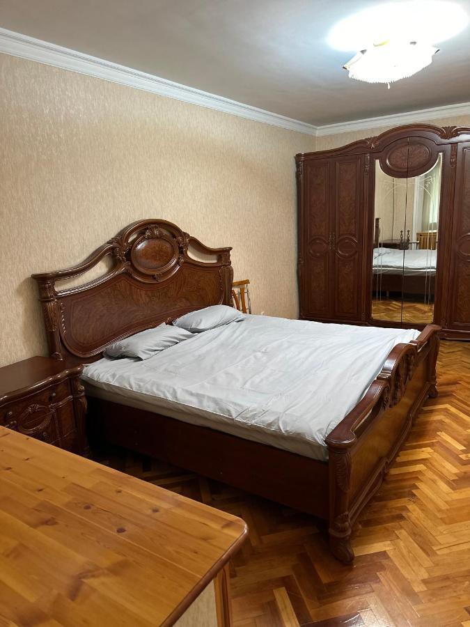 Апартаменты У Парка Голубые Купола И Цум Apartments At Blue Dome Park Ташкент Екстериор снимка