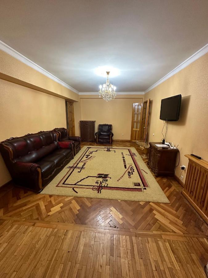 Апартаменты У Парка Голубые Купола И Цум Apartments At Blue Dome Park Ташкент Екстериор снимка